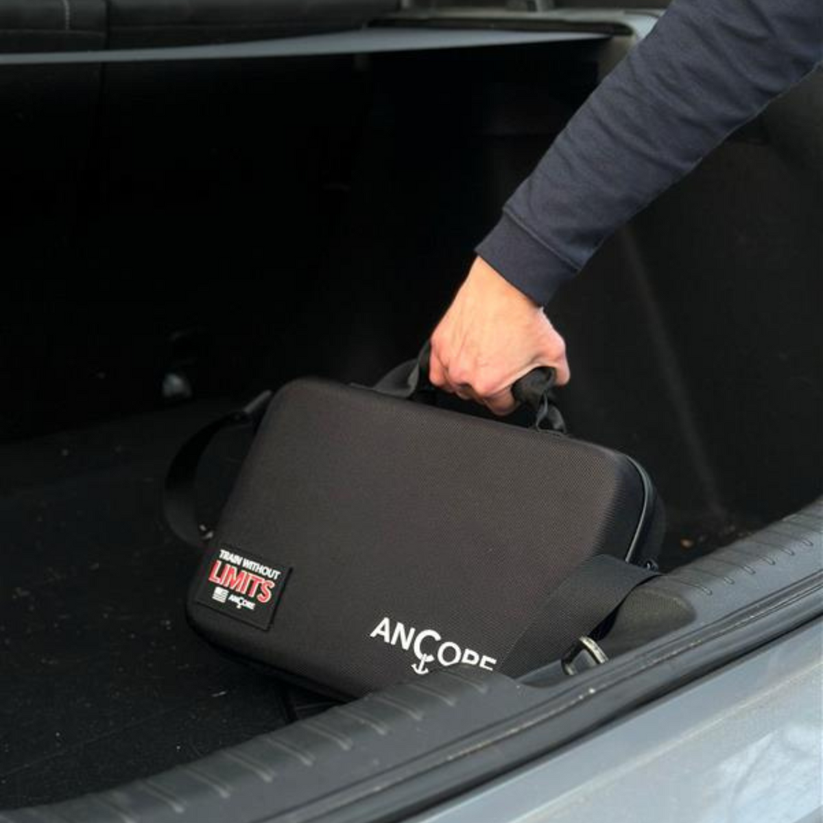 Ancore Carrying Case - view 5