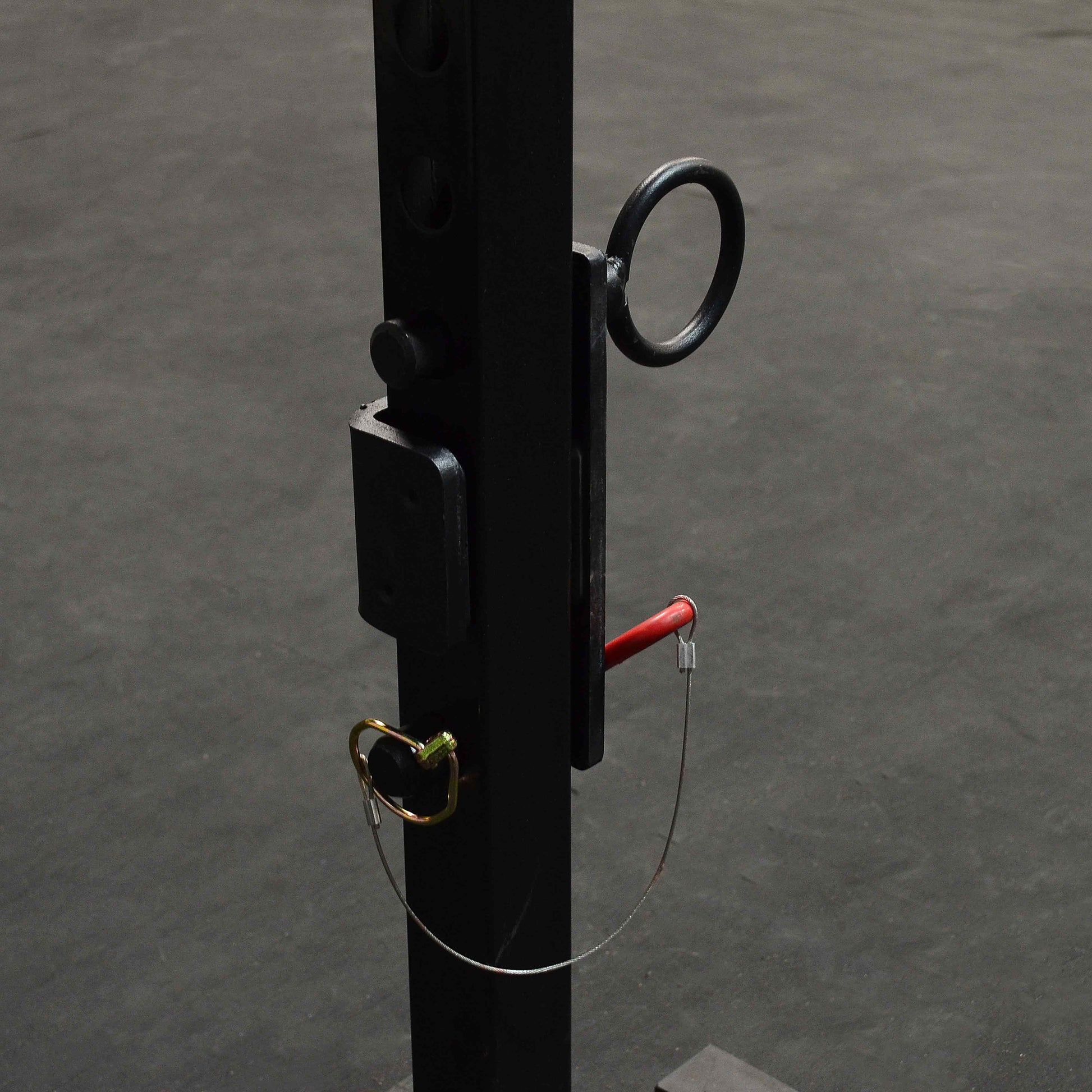 Scratch and Dent - J-Hook Battle Rope Ring Attachment