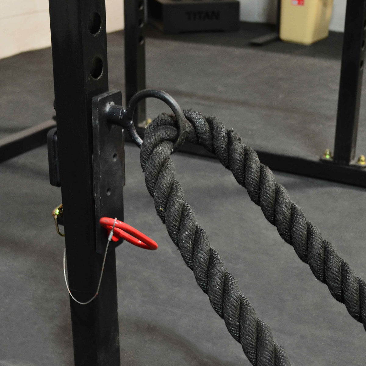 Scratch and Dent - J-Hook Battle Rope Ring Attachment - view 4