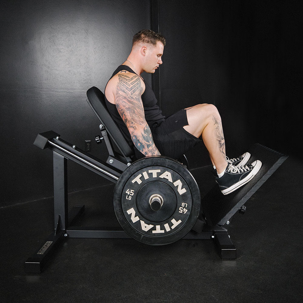 Plate-Loaded Linear Hack Squat Machine - view 3