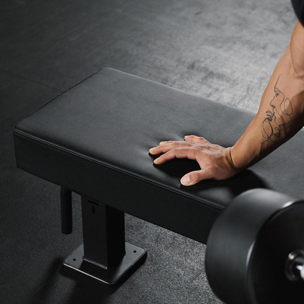 TITAN Series Single Post Flat Bench | Black