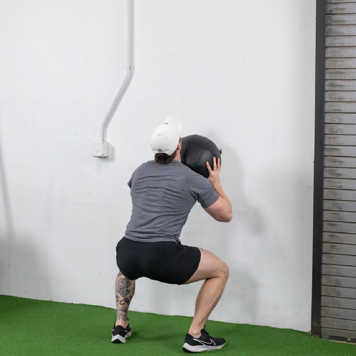 25 LB Composite Wall Ball - view 3
