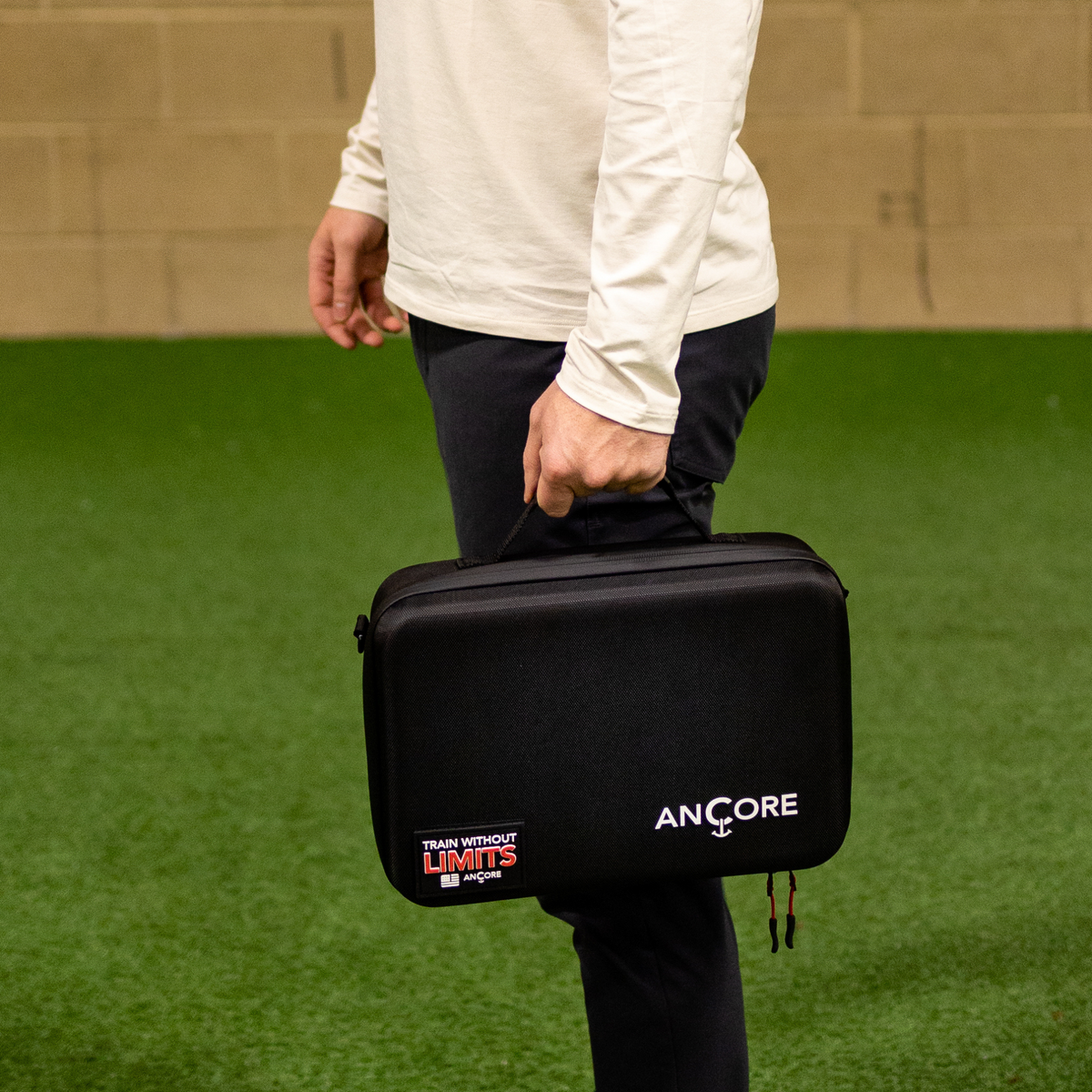 Ancore Carrying Case - view 4