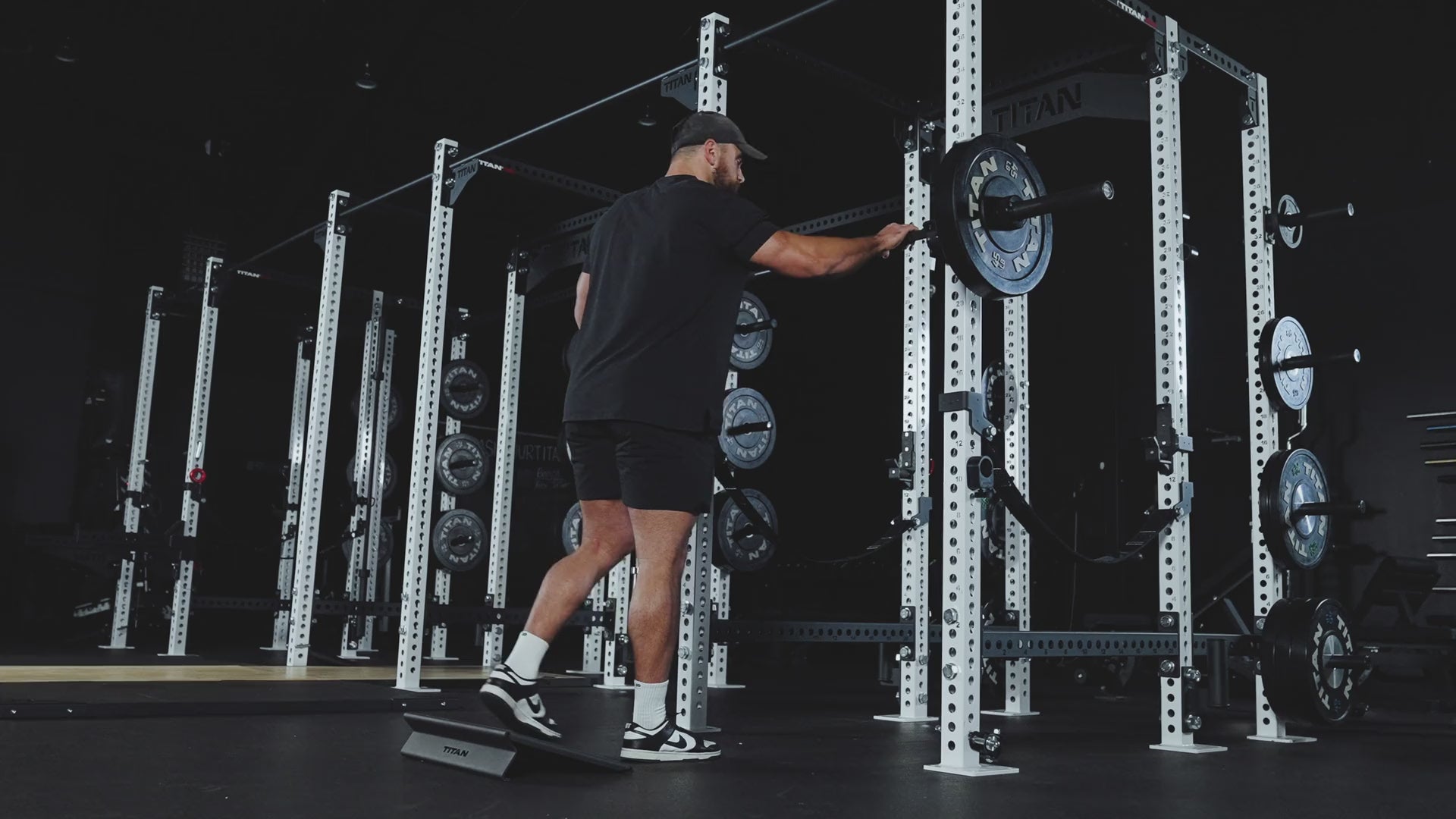 Squat Wedge | 15° / 20.5" (Single)